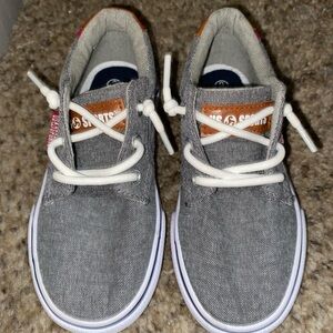 Kids Grey Canvas Shoes